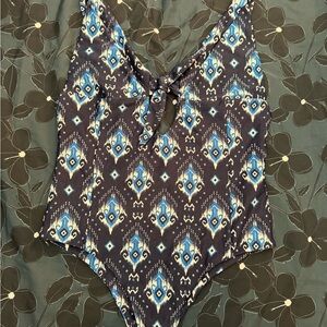 Benoa one piece